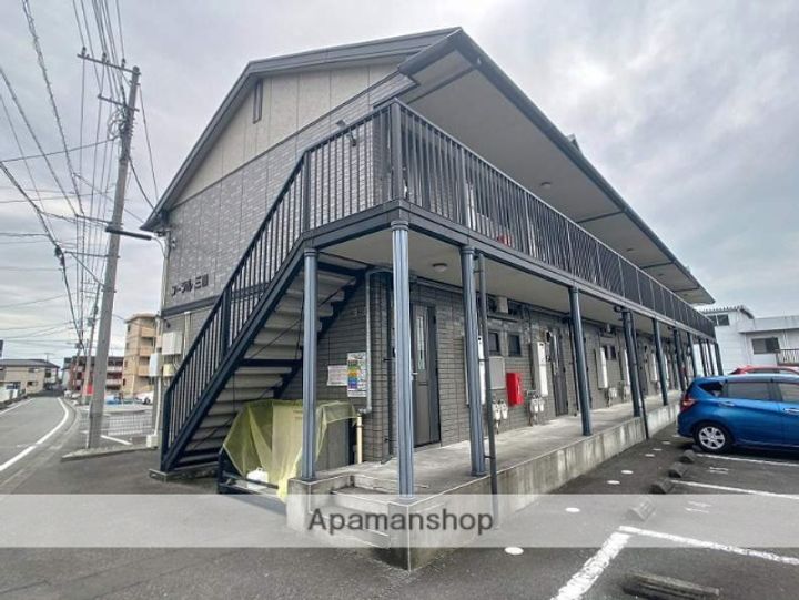 コーラル三園106の外観