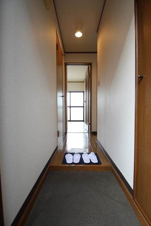 フラッシュ富士宮202の玄関