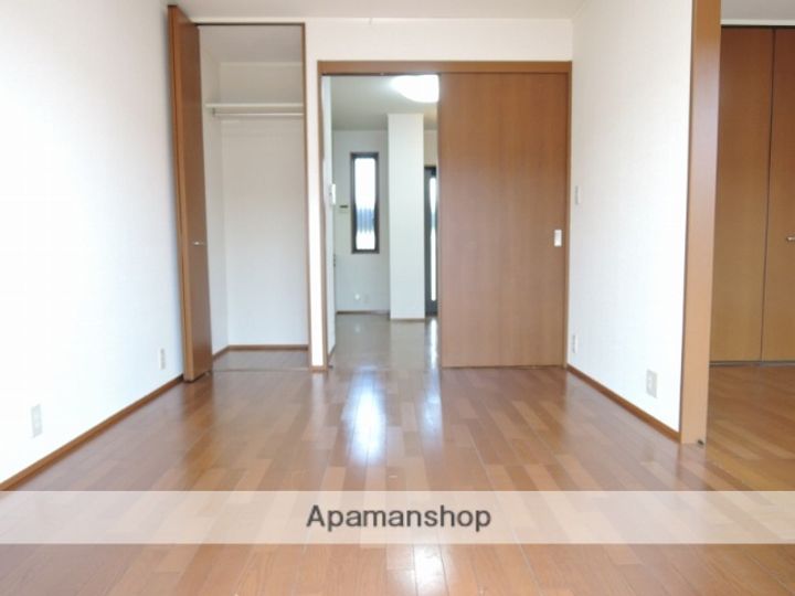 アイリス山本B202の居間