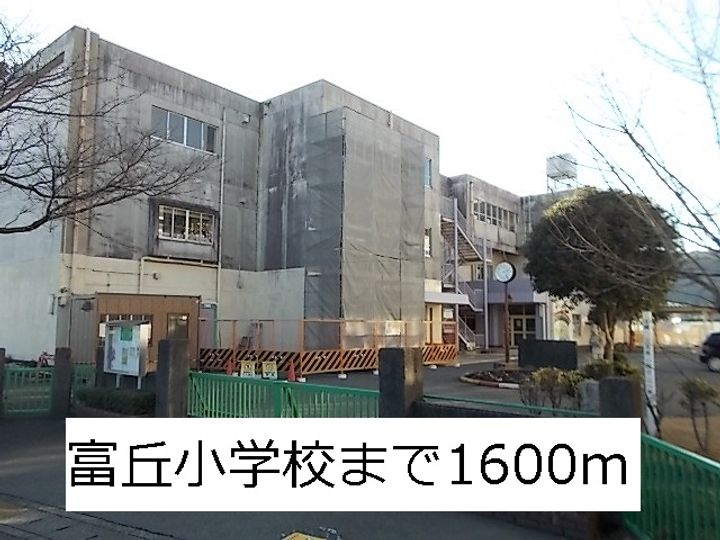 ベル フルールの周辺