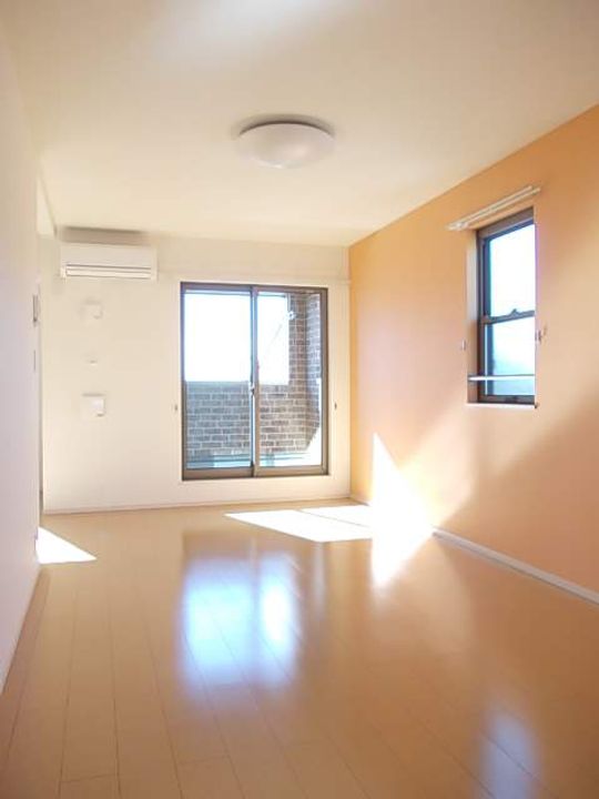 エム・スクウェアーⅡの居間