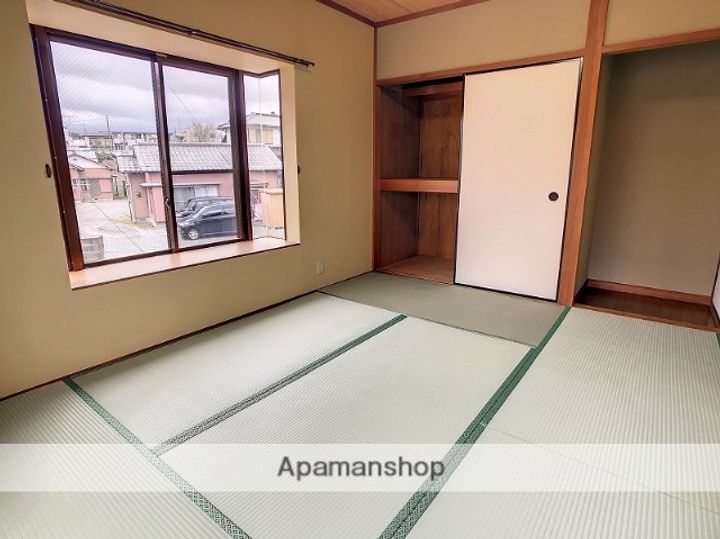 ソワサント三室2-Eの内装