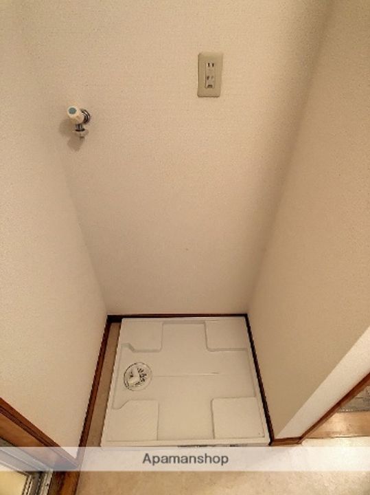 ソワサント三室2-Eの内装