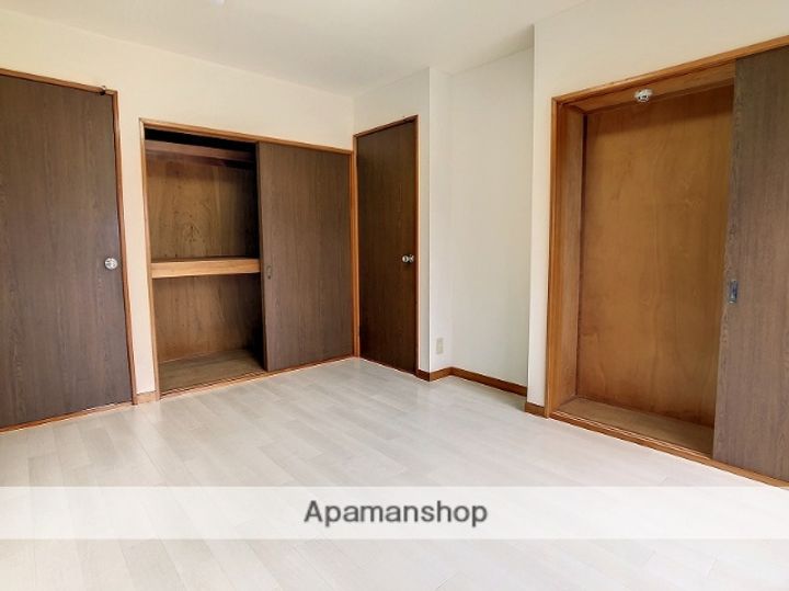 ソワサント三室2-Eの内装