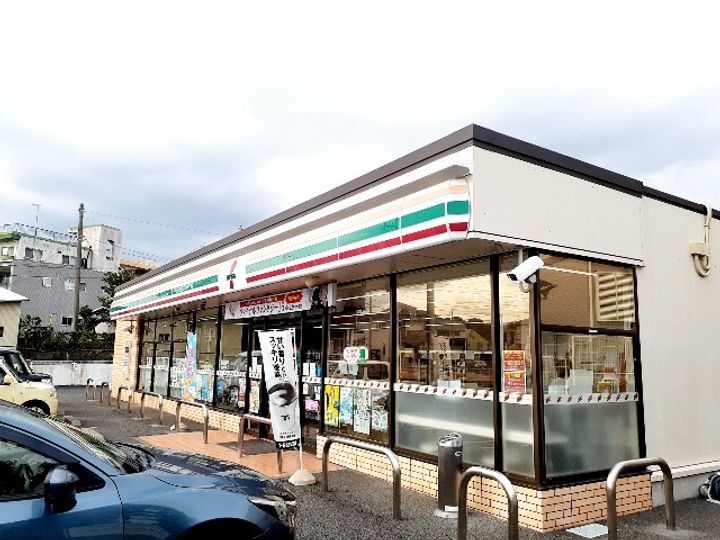 グランデ・ユーフォリアの周辺