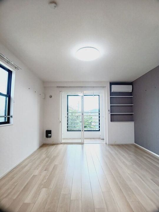 ガーデン ハウス イナバ Ⅱの居間