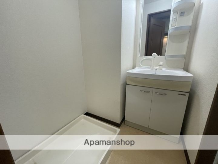 クロスロード広沢の内装