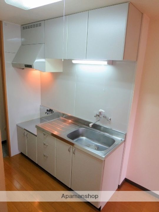 アンソレイユⅠ308のキッチン