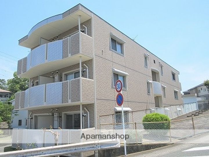 サンライフ鴨江の外観