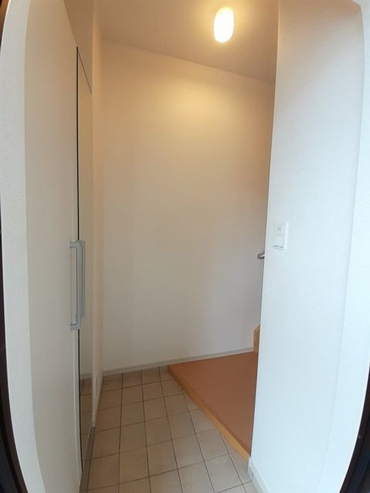 ヒルグランデの玄関