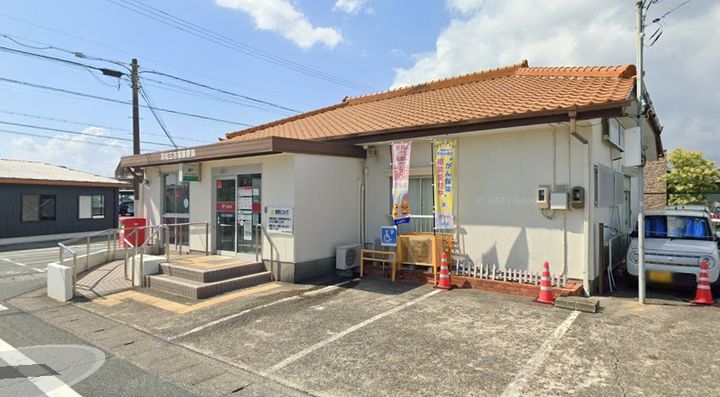 ヒルグランデの周辺