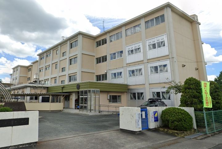 ヒルグランデの周辺