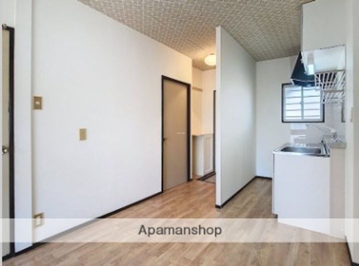 パナハイツ河合 A102号室の内装