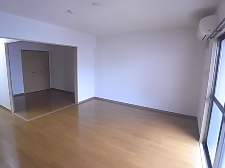 リベルテの居間