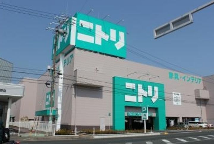 ROYAL WIN’Sの周辺