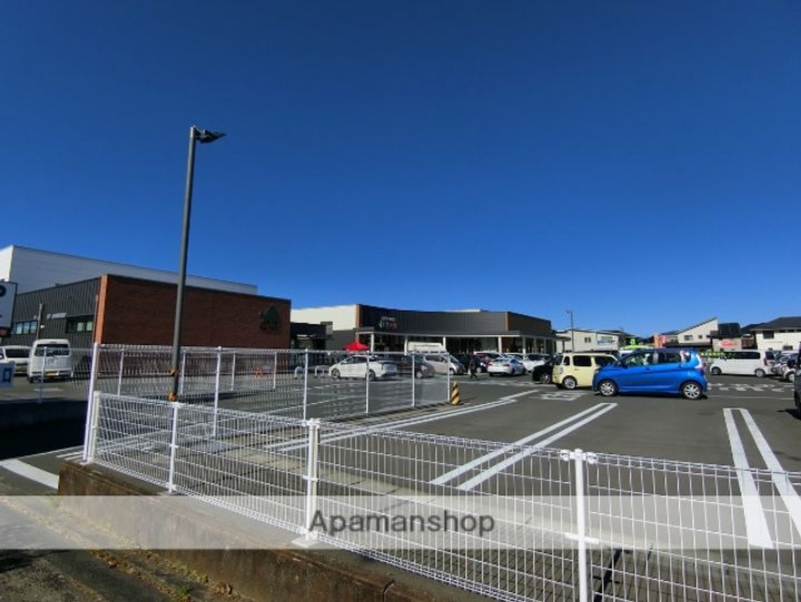 レジデンスドゥセリジェの周辺