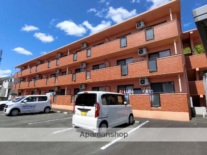 ラポージュの外観