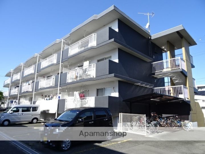 マンション楠通りの外観