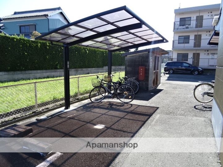 マンション楠通りの外観