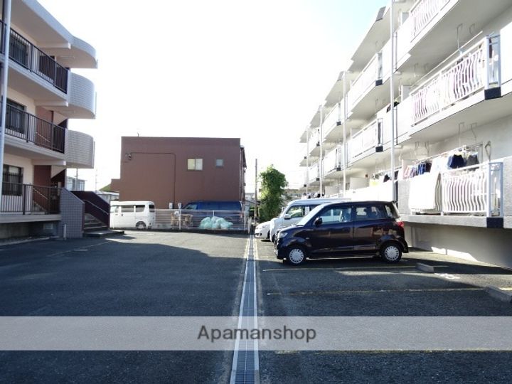 マンション楠通りの外観