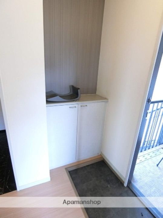 リリーフの玄関