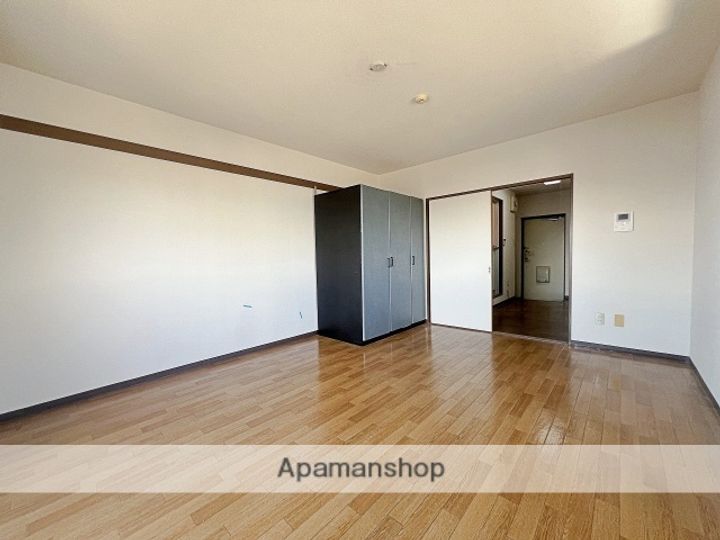 クレシェンテの内装