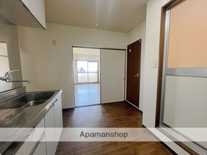 クレシェンテの内装