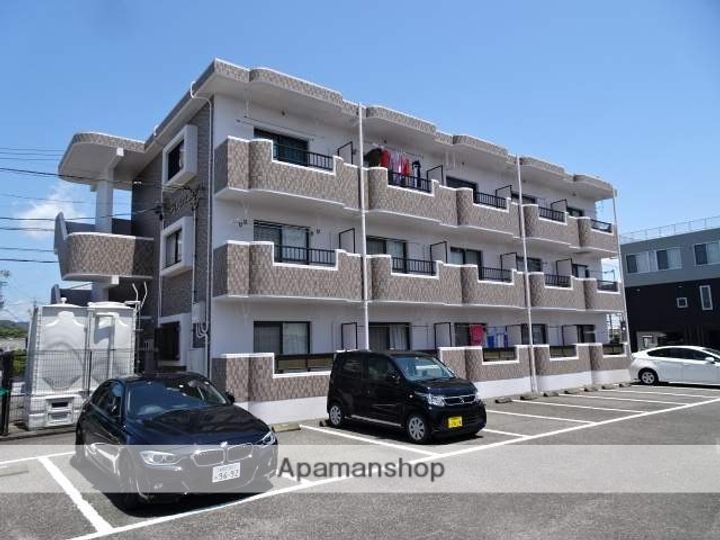 クレシェンテの外観