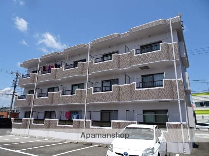 クレシェンテの外観