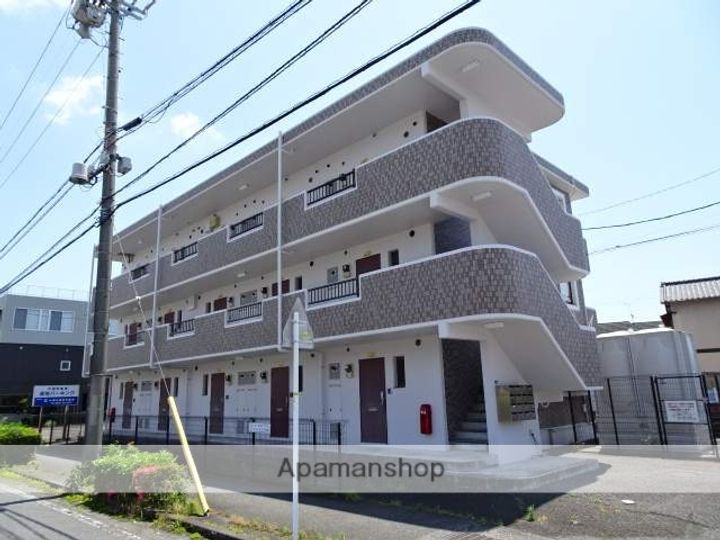 クレシェンテの外観