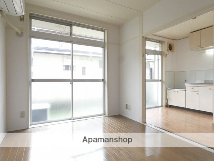 西部第3ハイツの居間