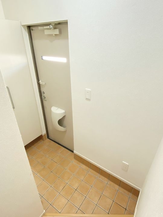 エスペランサ・Kの玄関