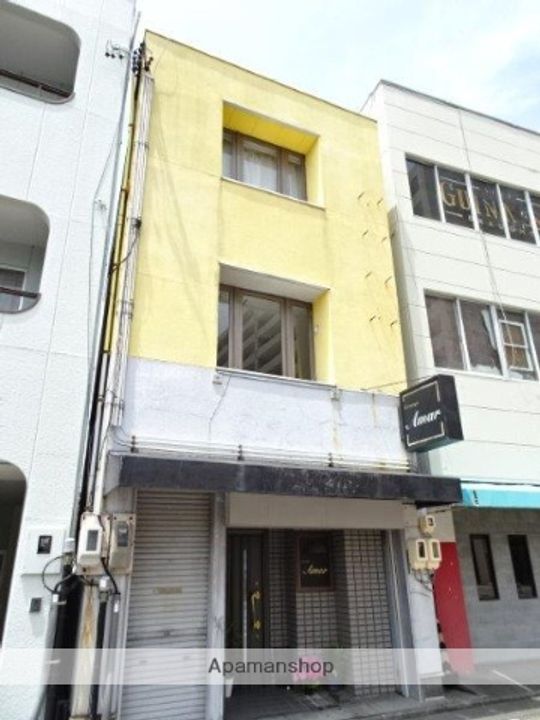 柴田ビルの外観