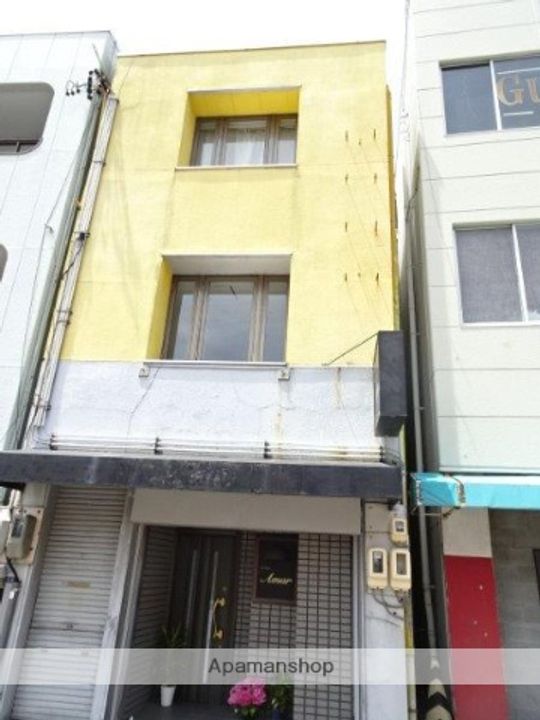 柴田ビルの外観