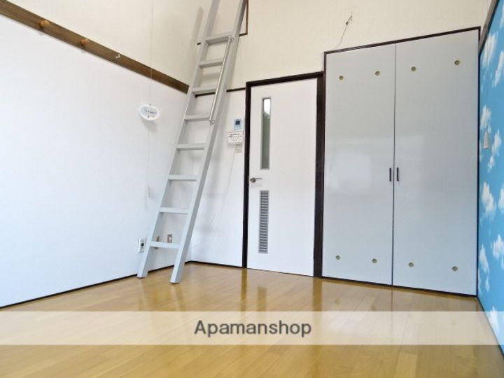 城北ロイドアパートAの居間