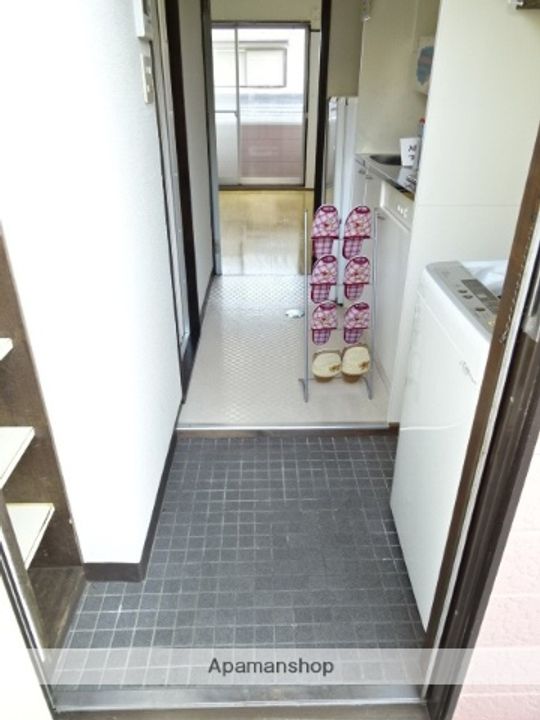 城北ロイドアパートAの玄関