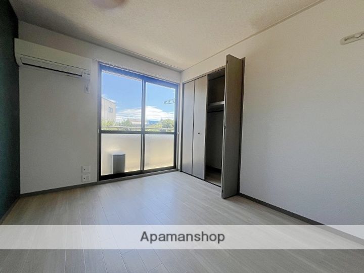 セジュールコスモ101の居間