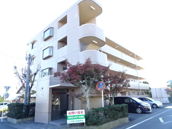 プルミエの外観