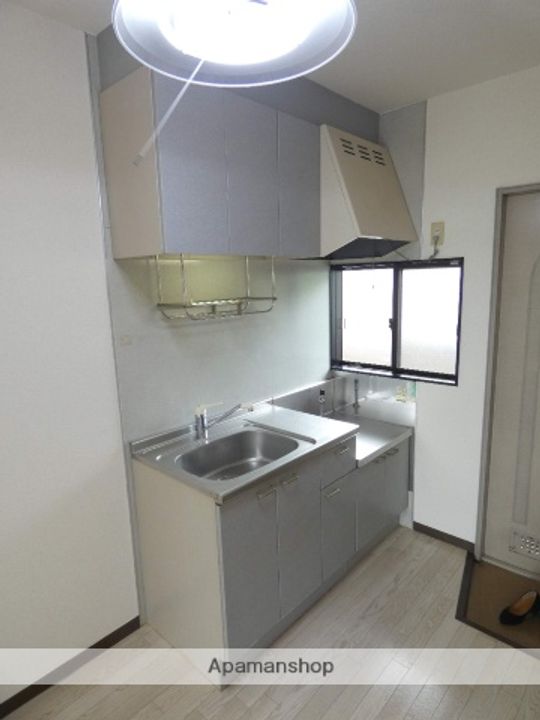 ハイツモンブランA205のキッチン