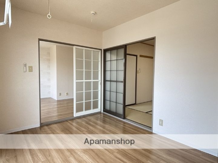 二瀬川ノーバBの内装