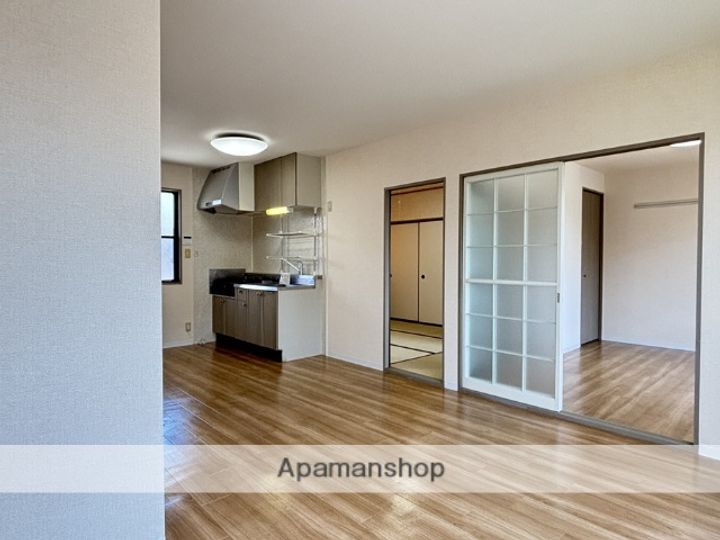 二瀬川ノーバBの居間