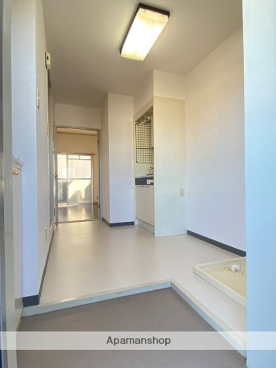 マンション紫尾207の玄関