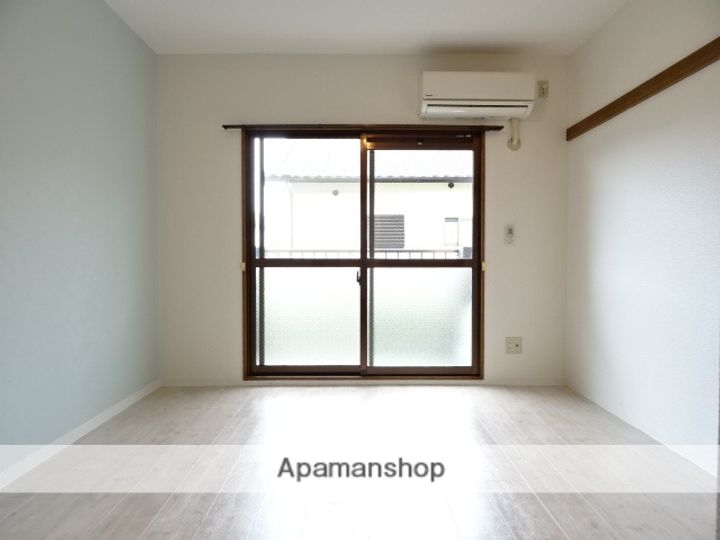 エルヴィレッジⅡの居間