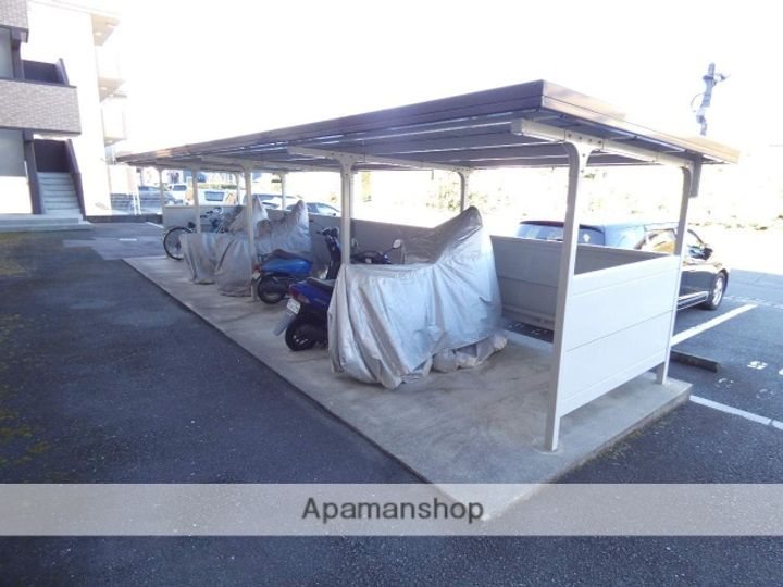 エルヴィレッジⅡの外観