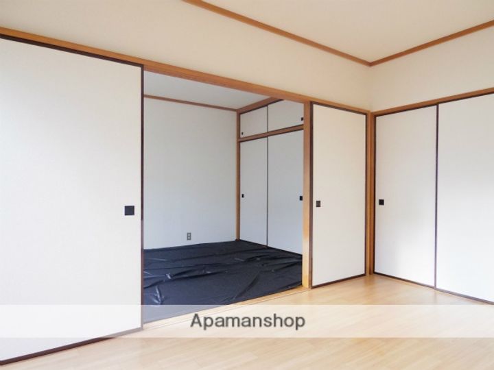 サンセゾン新田の居間