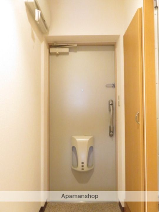 グランジャルダンの玄関