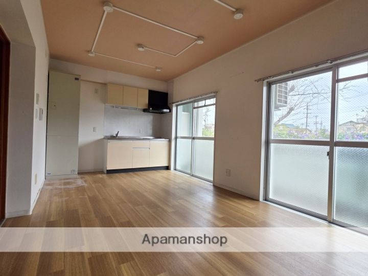 陽香マンションの居間