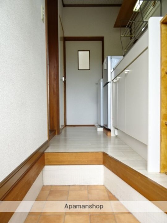 コーポモネの玄関