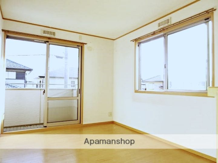 グランディアコートAの居間