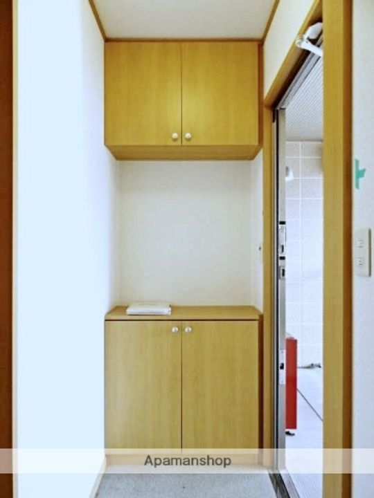 グランディアコートAの玄関